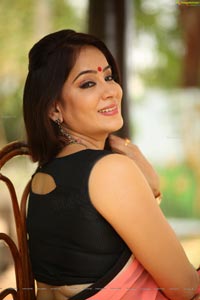 serial actress lakshmi hot pics